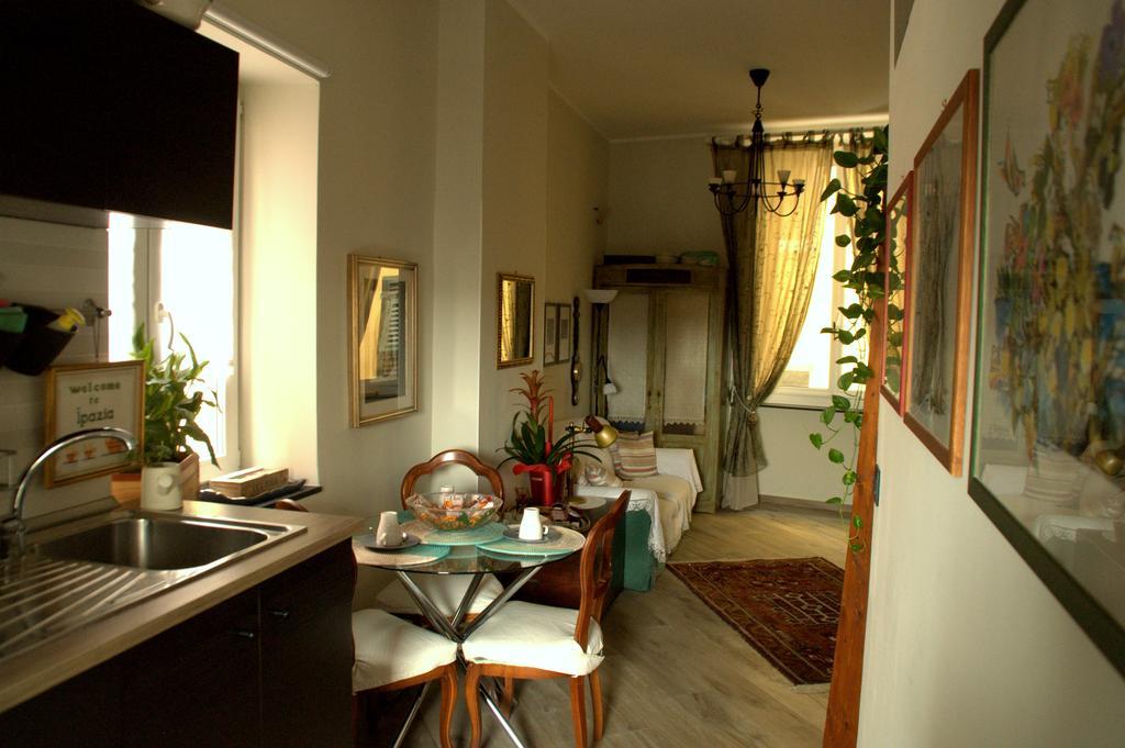 Ferienwohnung Ipazia House Genua Exterior foto